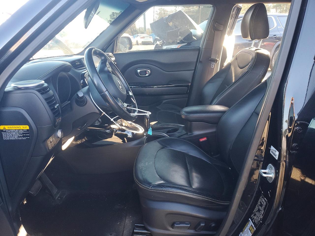 2014 KIA SOUL + photo 13