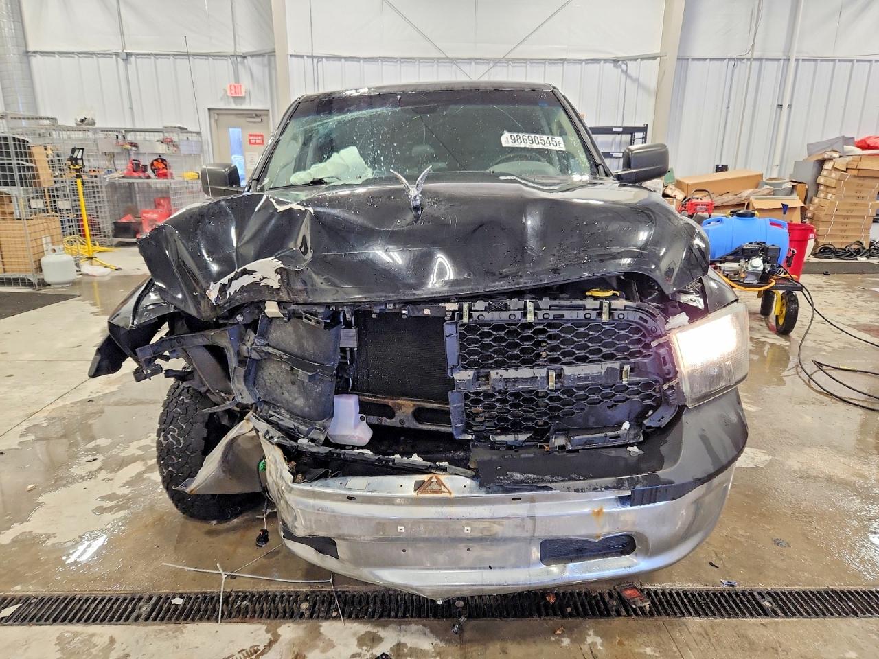 2013 RAM 1500 ST photo 5