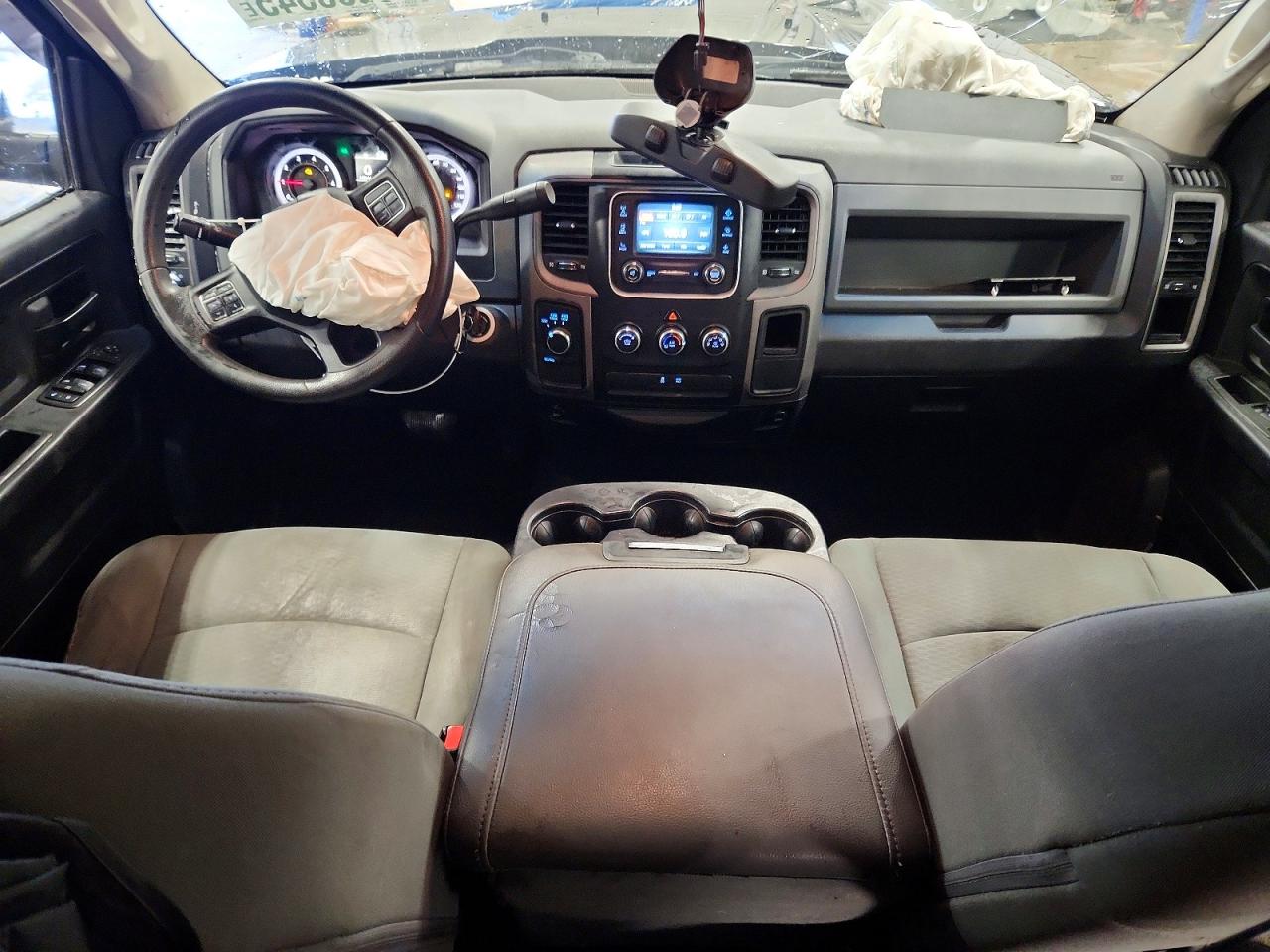 2013 RAM 1500 ST photo 8
