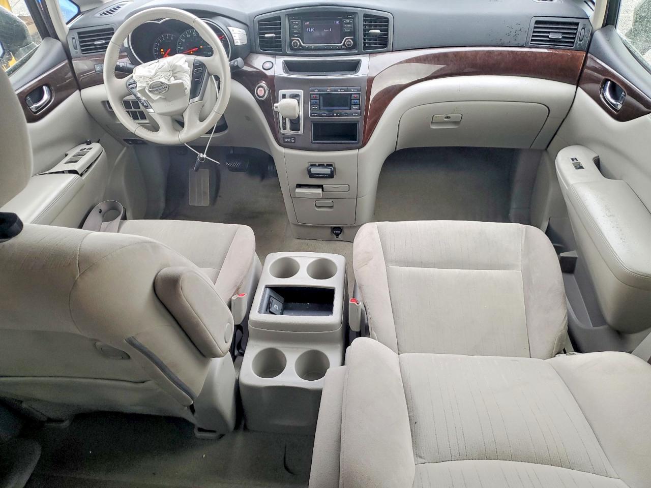 2016 NISSAN QUEST S photo 8