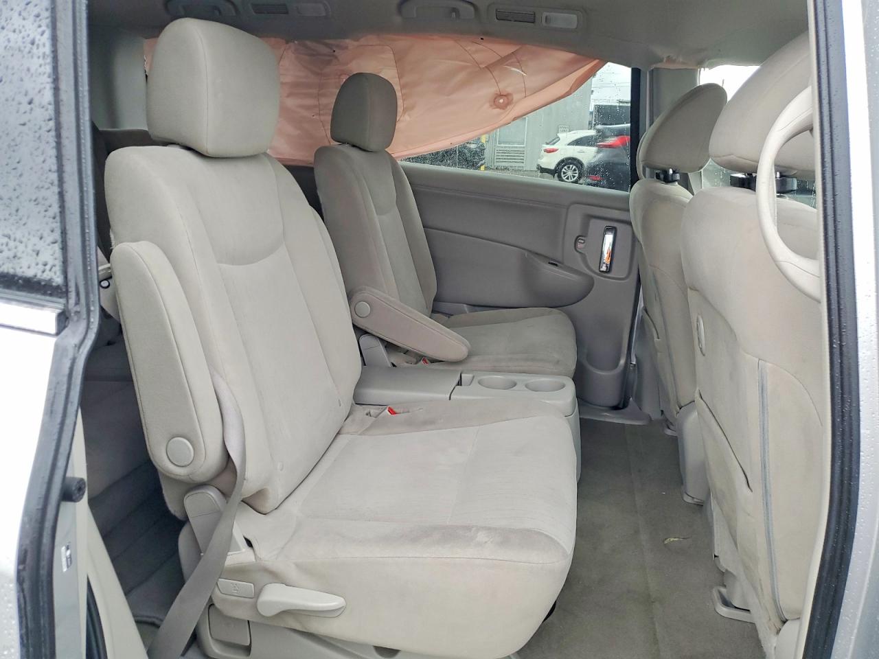 2016 NISSAN QUEST S photo 11