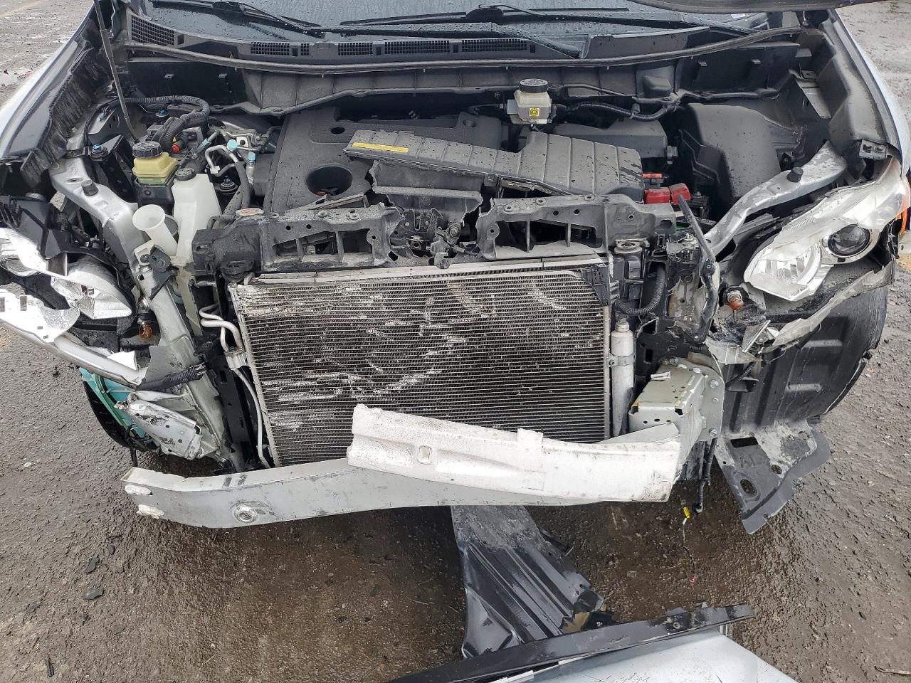 2016 NISSAN QUEST S photo 12