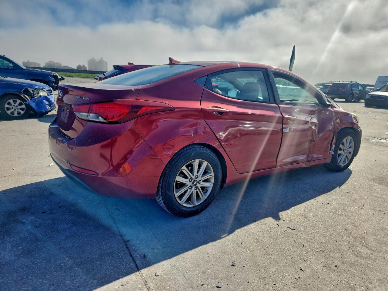 2014 HYUNDAI ELANTRA SE photo 3