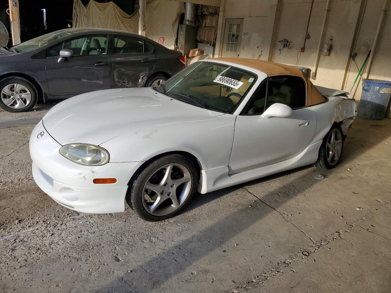 2002 MAZDA MX-5 MIATA