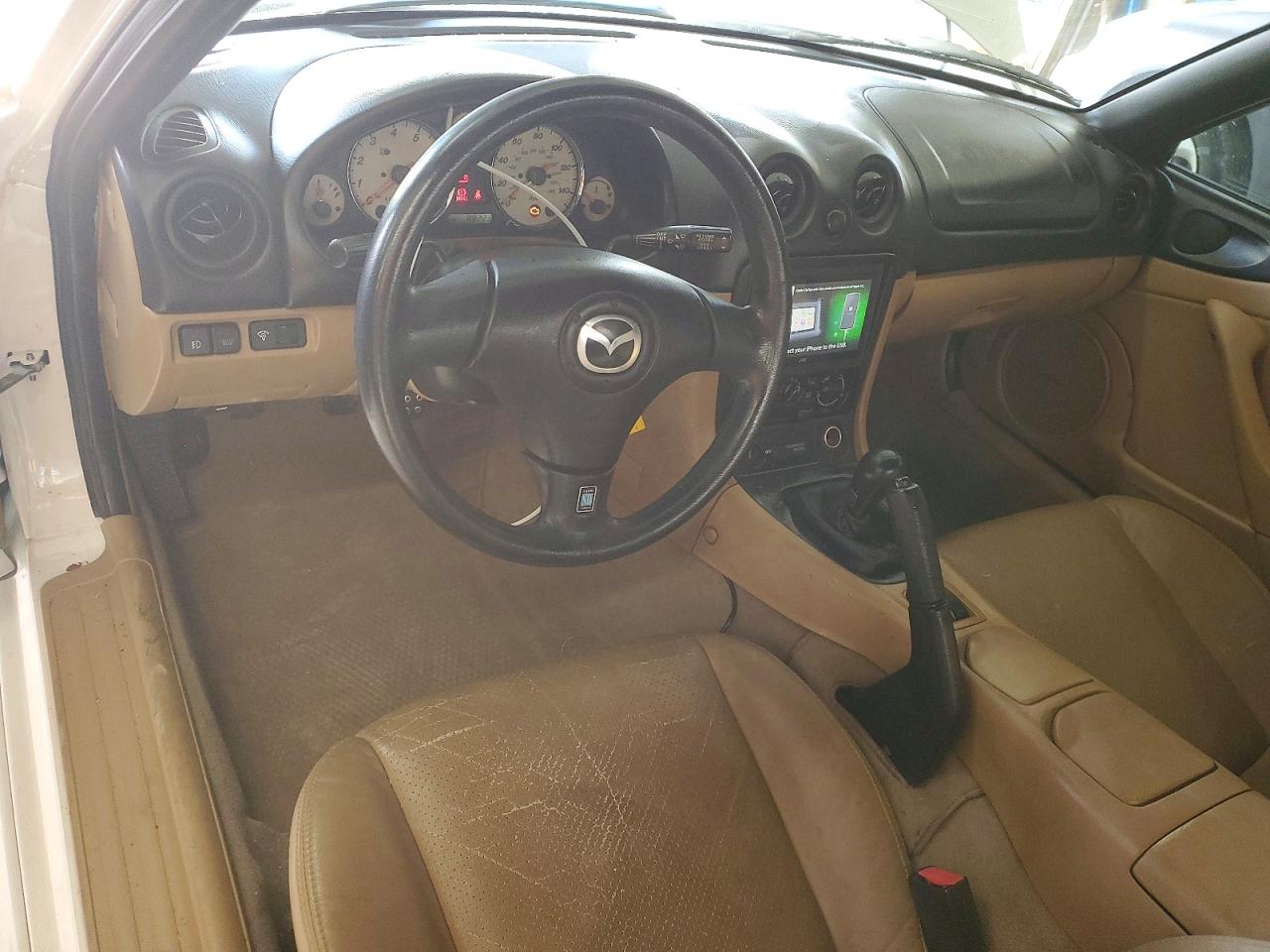 2002 MAZDA MX-5 MIATA BASE photo 8