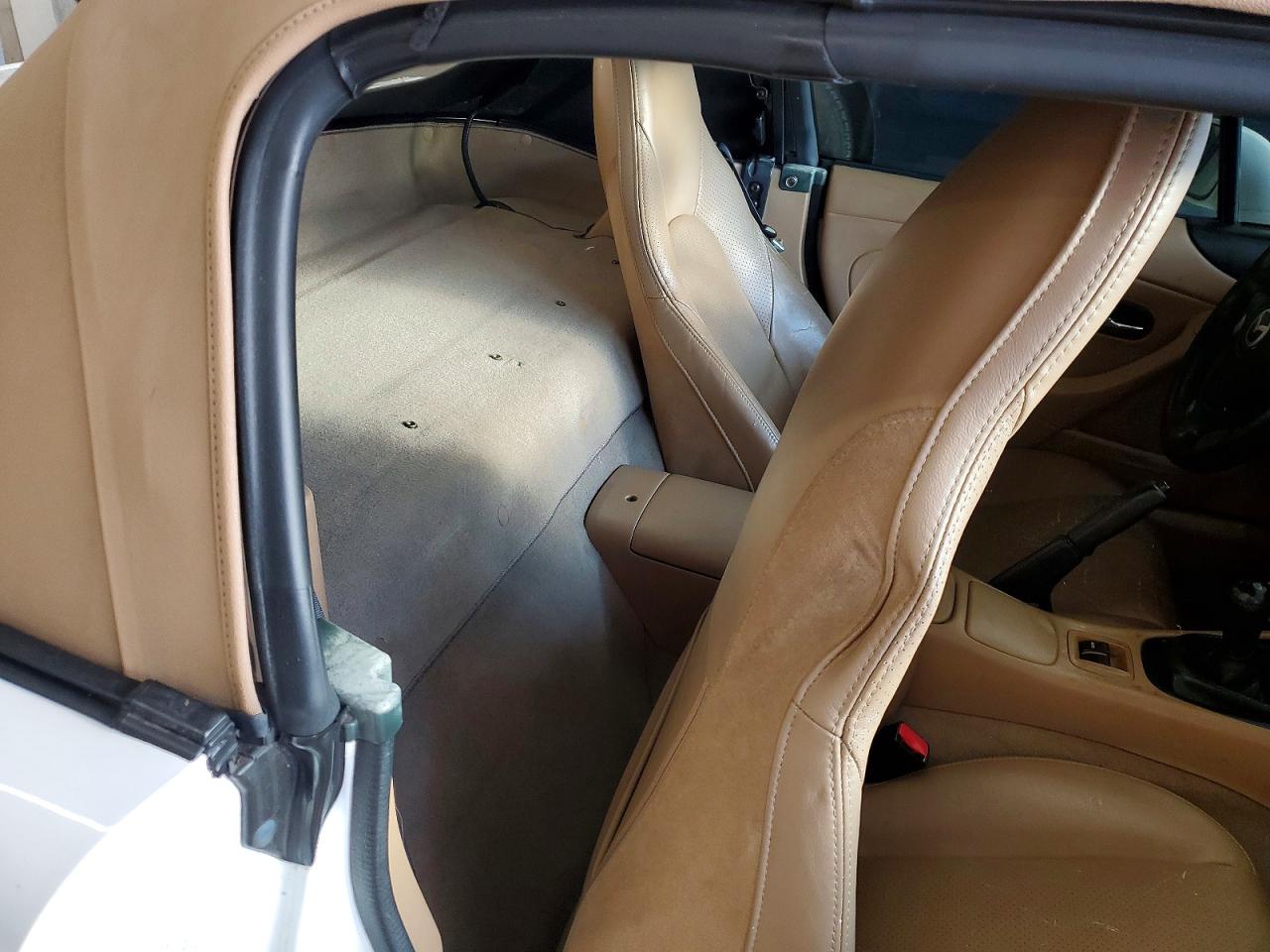2002 MAZDA MX-5 MIATA BASE photo 10