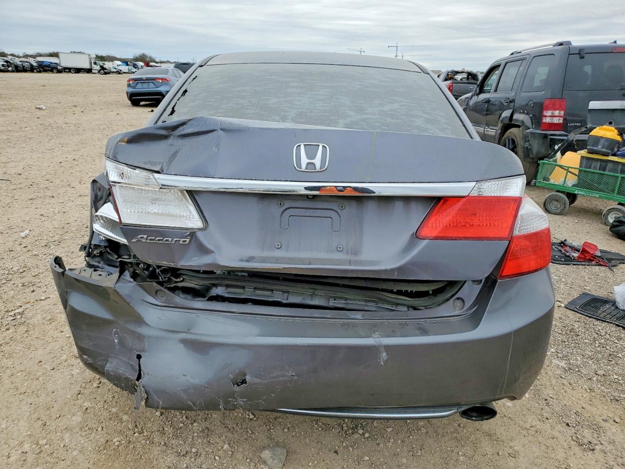 2015 HONDA ACCORD LX photo 6