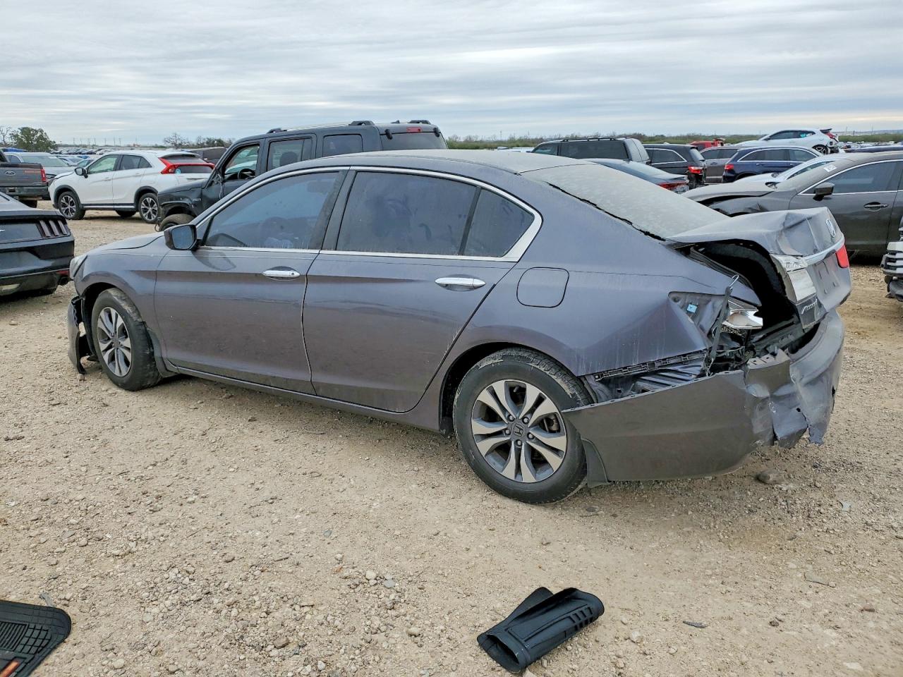 2015 HONDA ACCORD LX photo 2