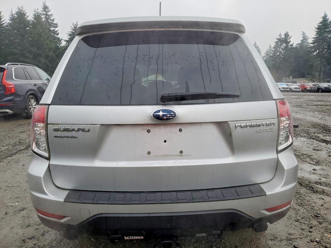 2011 SUBARU FORESTER LIMITED photo 6