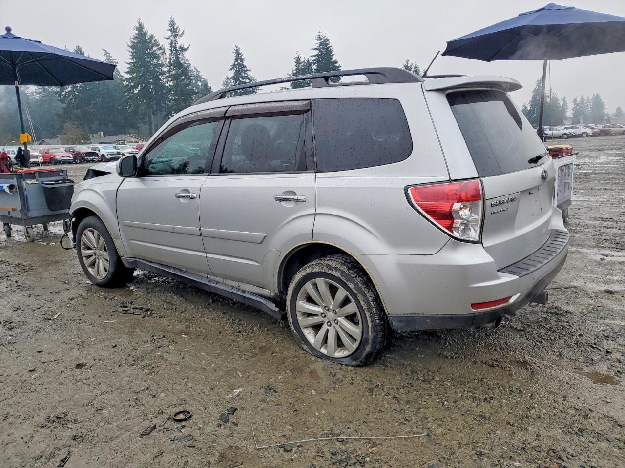 2011 SUBARU FORESTER LIMITED photo 2