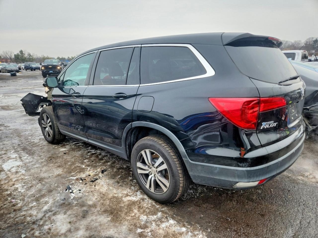 2016 HONDA PILOT EXLN photo 2