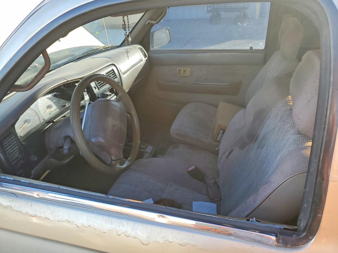 1998 TOYOTA TACOMA XTRACAB photo 7