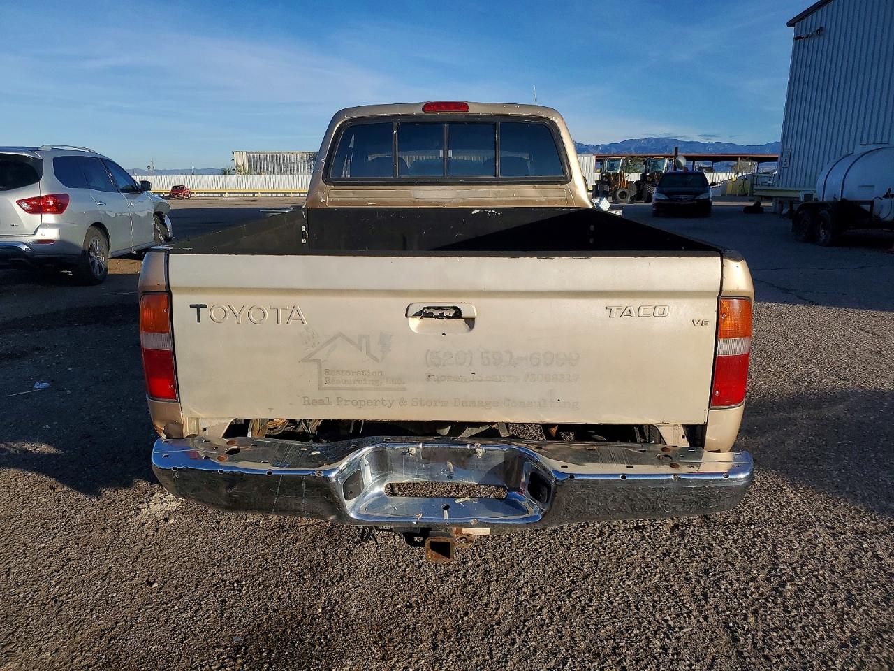 1998 TOYOTA TACOMA XTRACAB photo 6