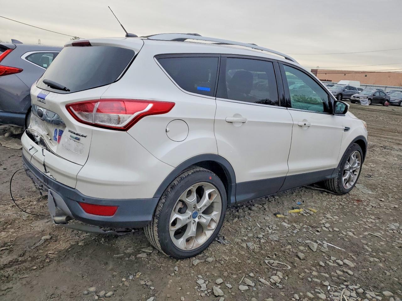 2014 FORD ESCAPE TITANIUM photo 3