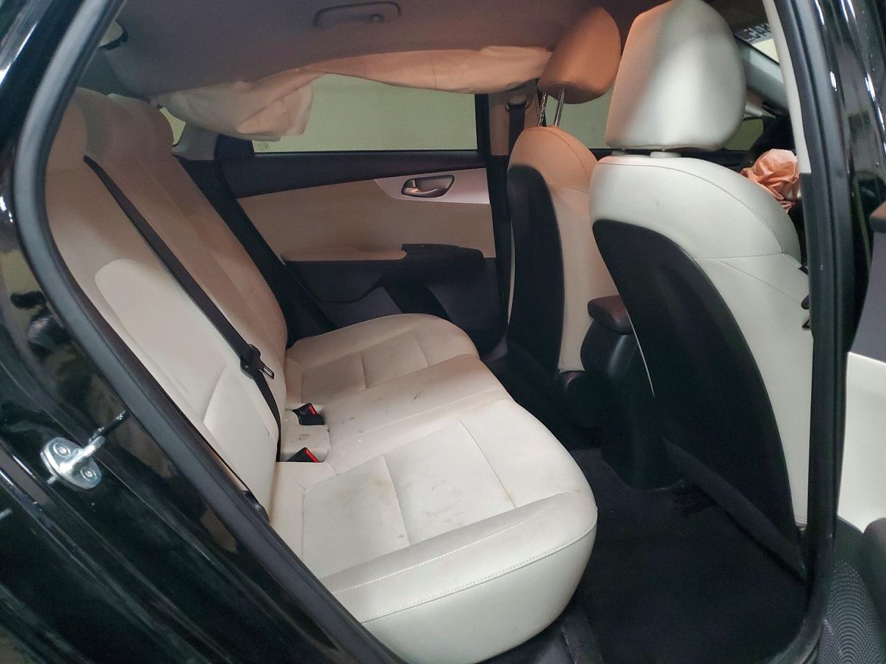 2023 KIA FORTE LXS photo 19