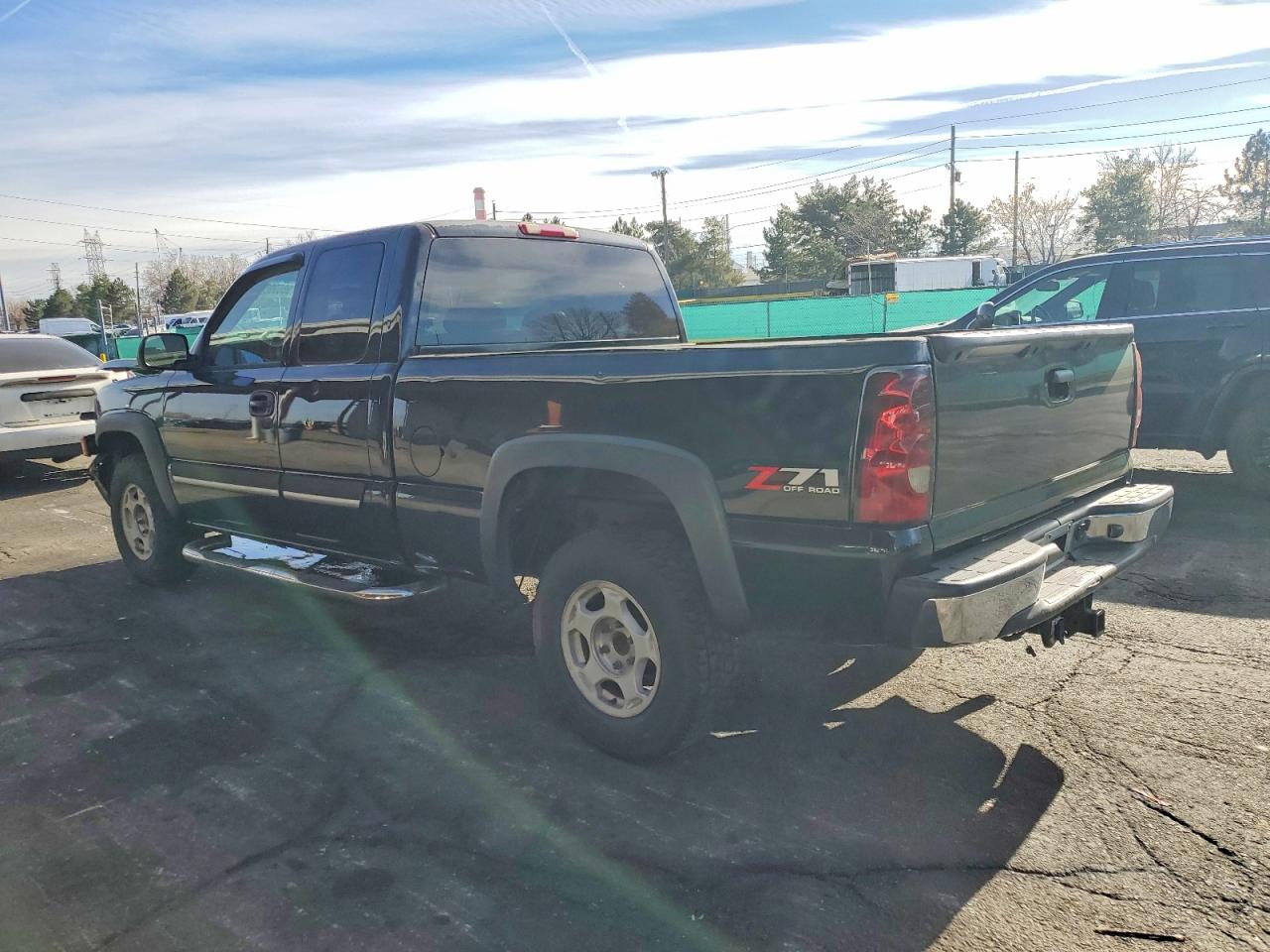 2004 CHEVROLET SILVERADO K1500 photo 2