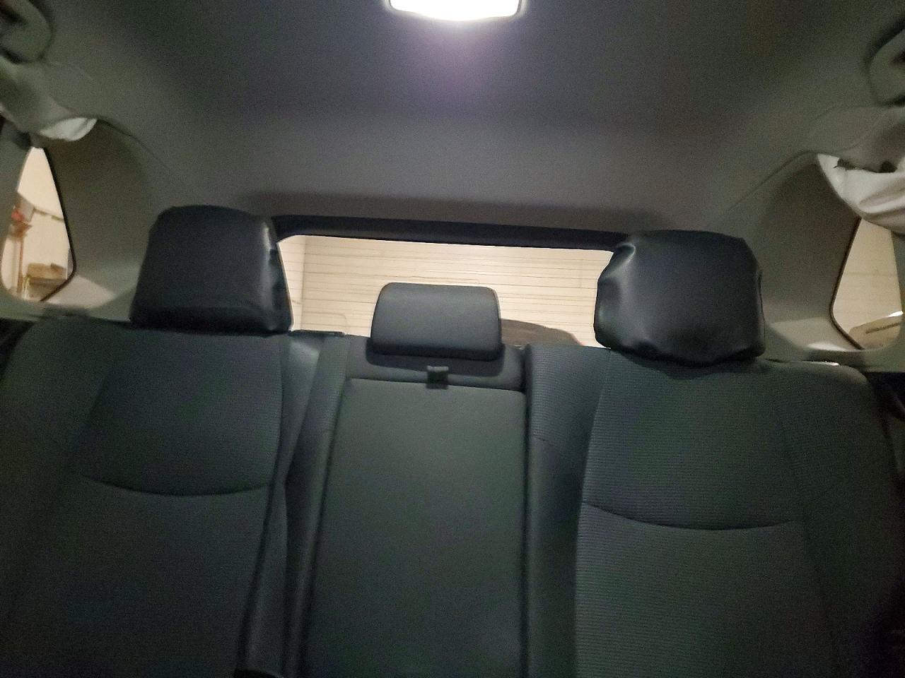 2022 TOYOTA RAV4 LE photo 10