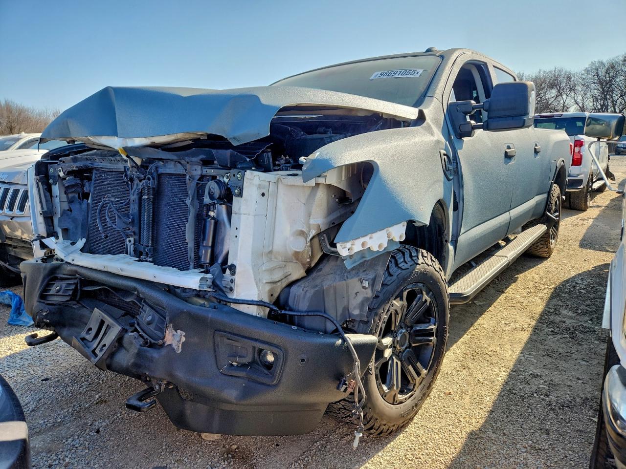 2019 NISSAN TITAN XD