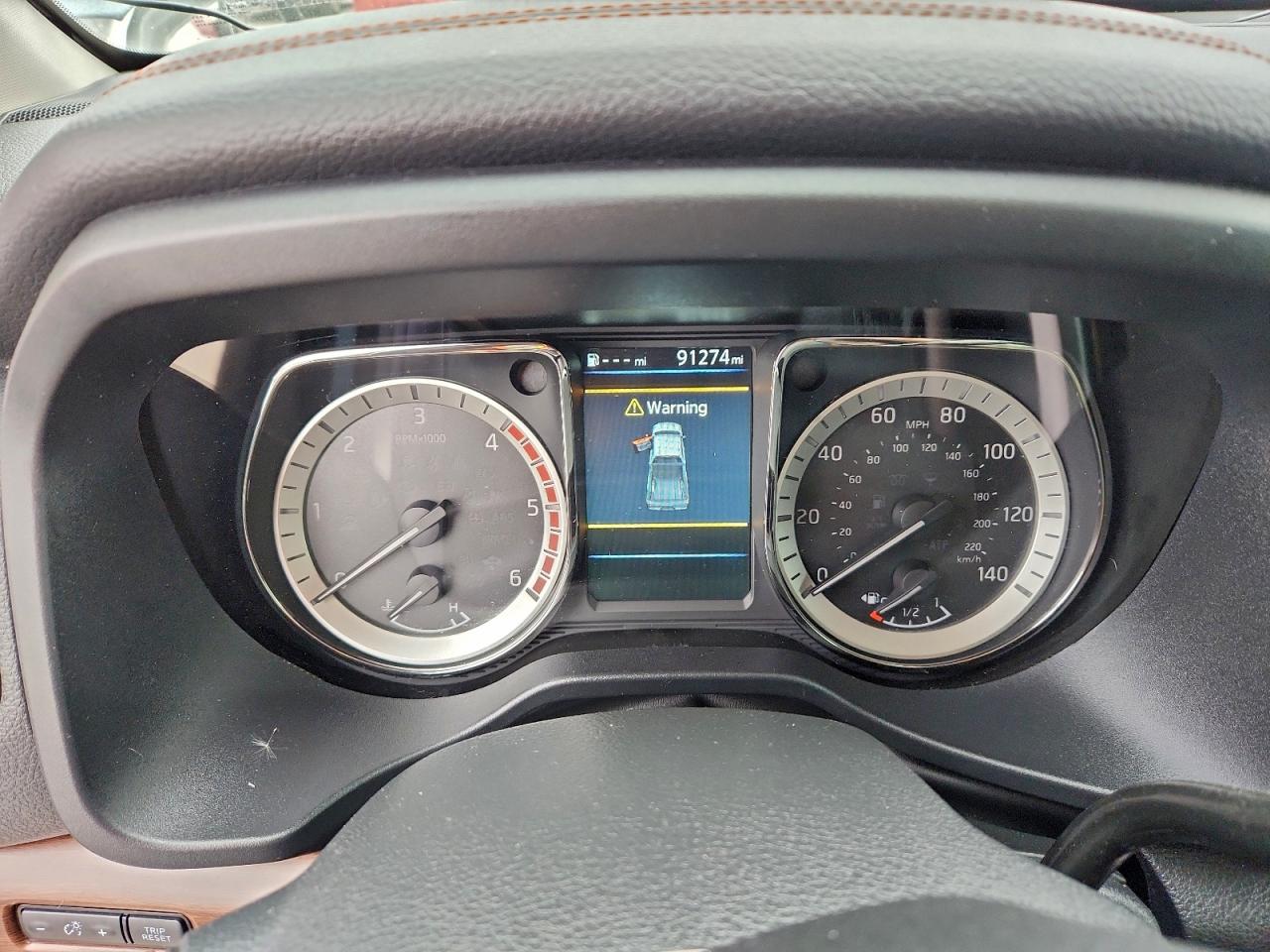 2019 NISSAN TITAN XD SL photo 9