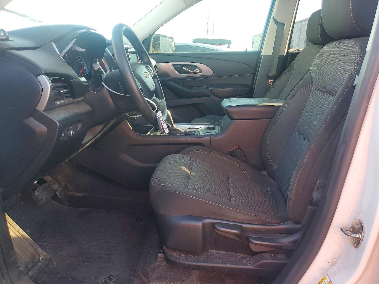 2020 CHEVROLET TRAVERSE LS photo 7