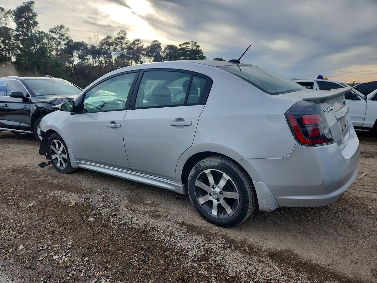 2012 NISSAN SENTRA 2.0 photo 2