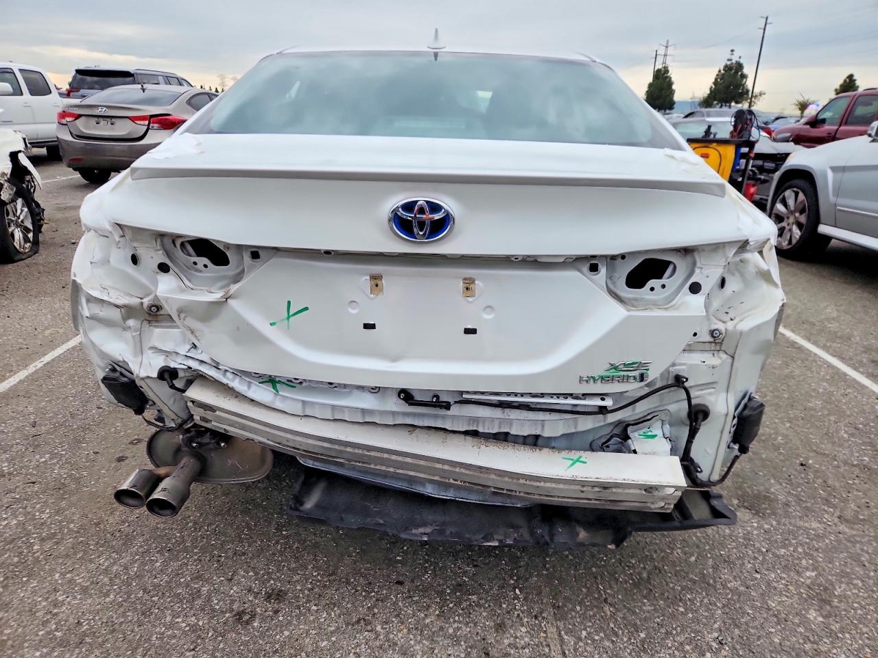 2021 TOYOTA CAMRY XSE photo 6