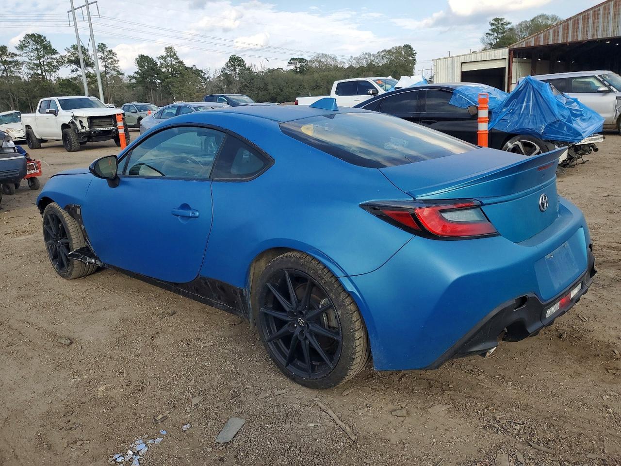 2023 TOYOTA GR 86 PREMIUM photo 2