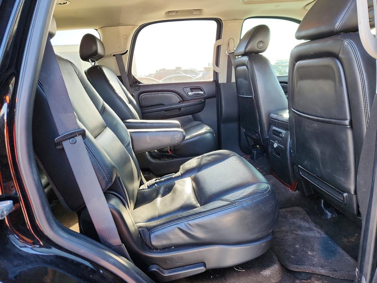 2007 CADILLAC ESCALADE LUXURY photo 11