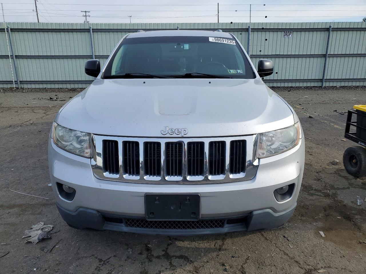 2012 JEEP GRAND CHEROKEE LAREDO photo 5
