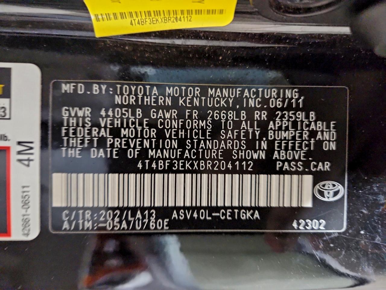 2011 TOYOTA CAMRY BASE photo 12