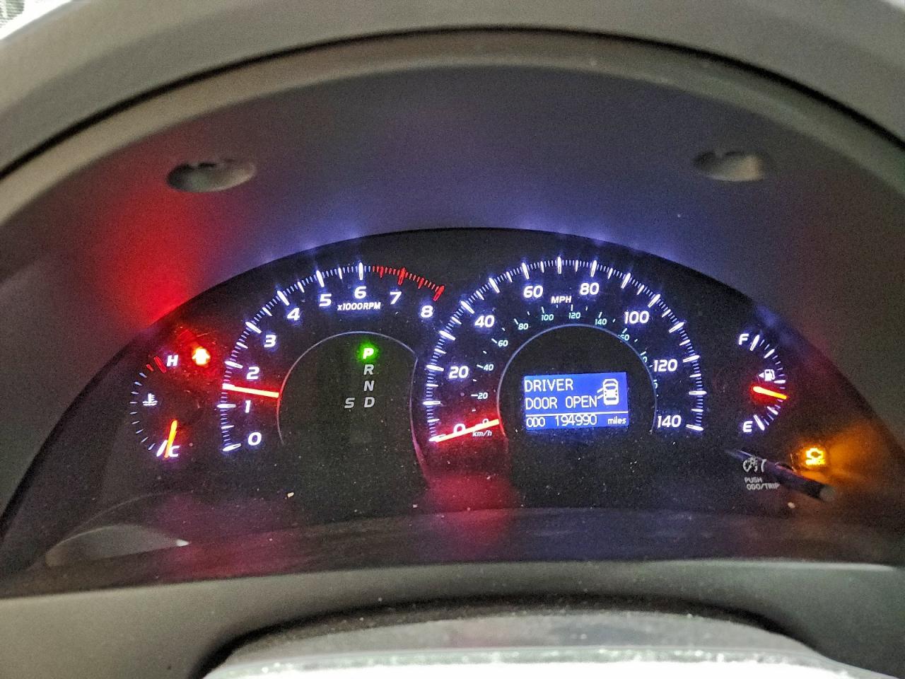 2011 TOYOTA CAMRY BASE photo 9