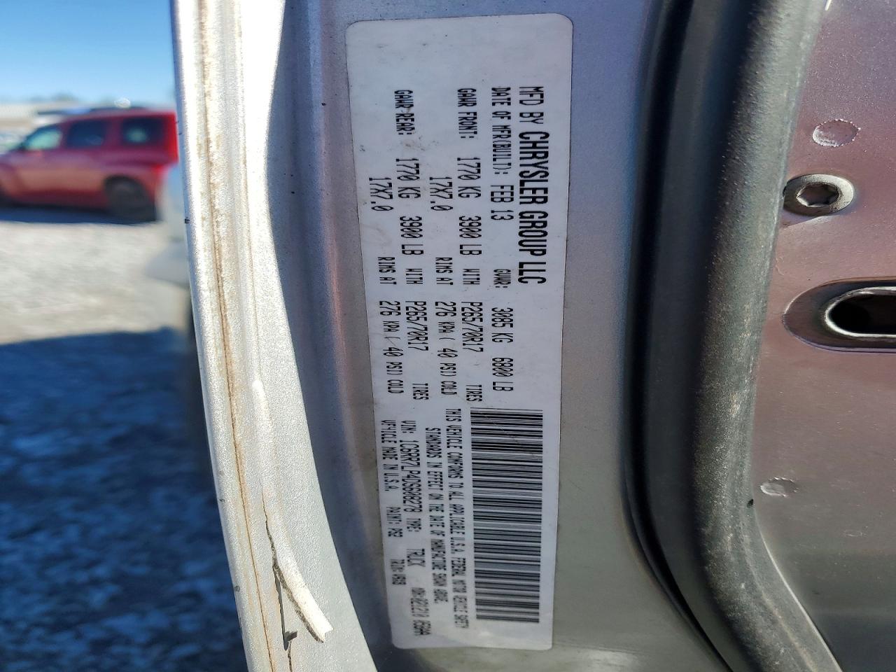2013 RAM 1500 SLT photo 12