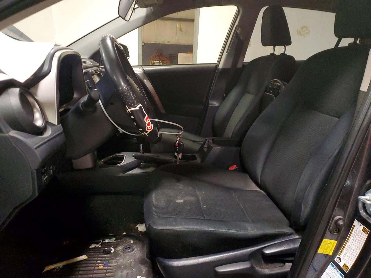 2018 TOYOTA RAV4 LE photo 7
