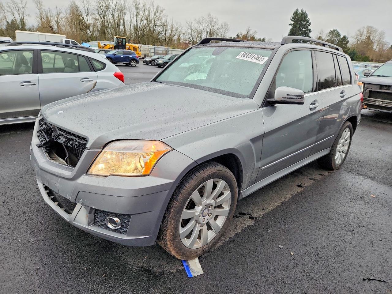 2011 MERCEDES-BENZ GLK