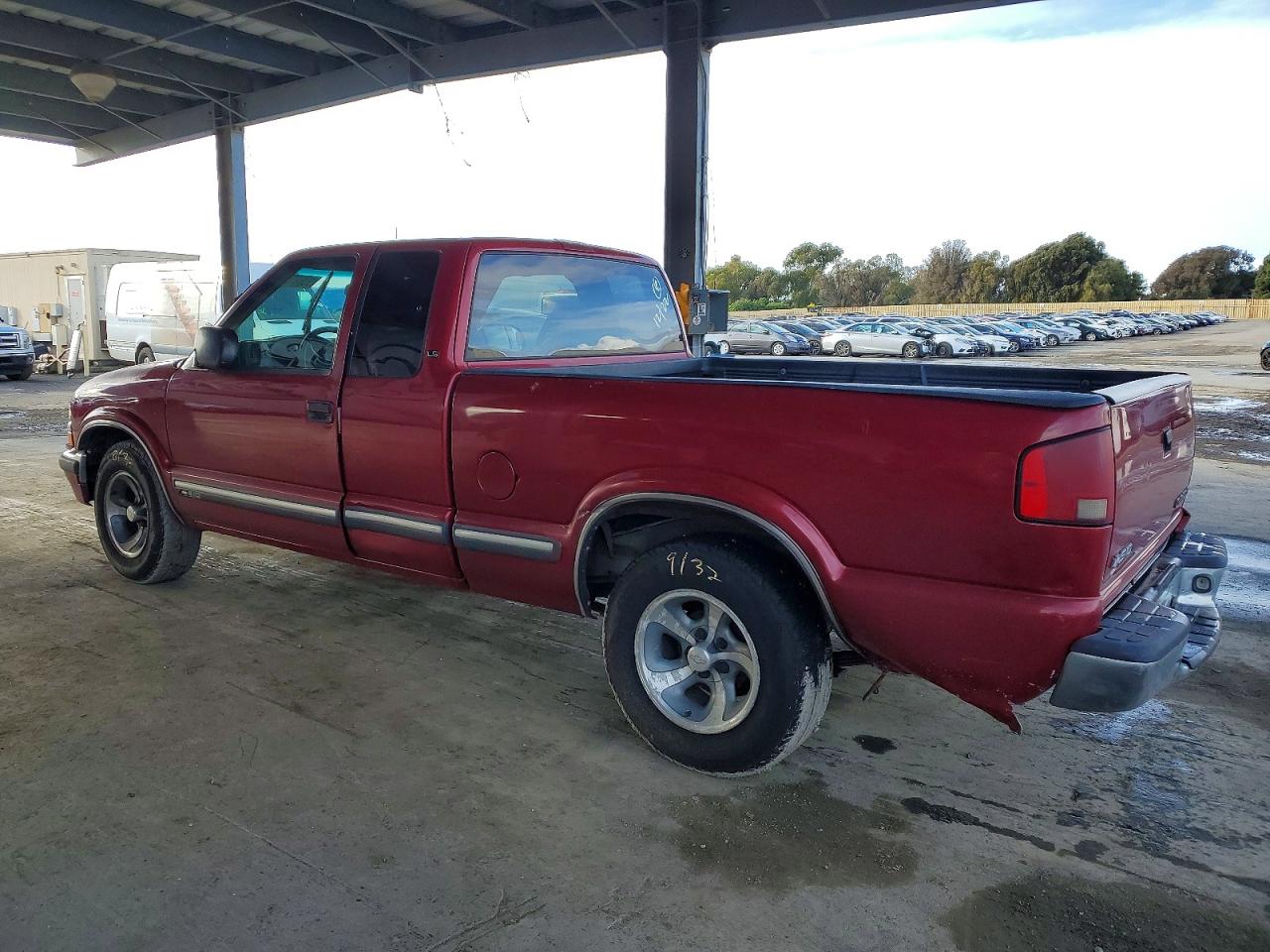 2000 CHEVROLET S TRUCK S10 photo 2