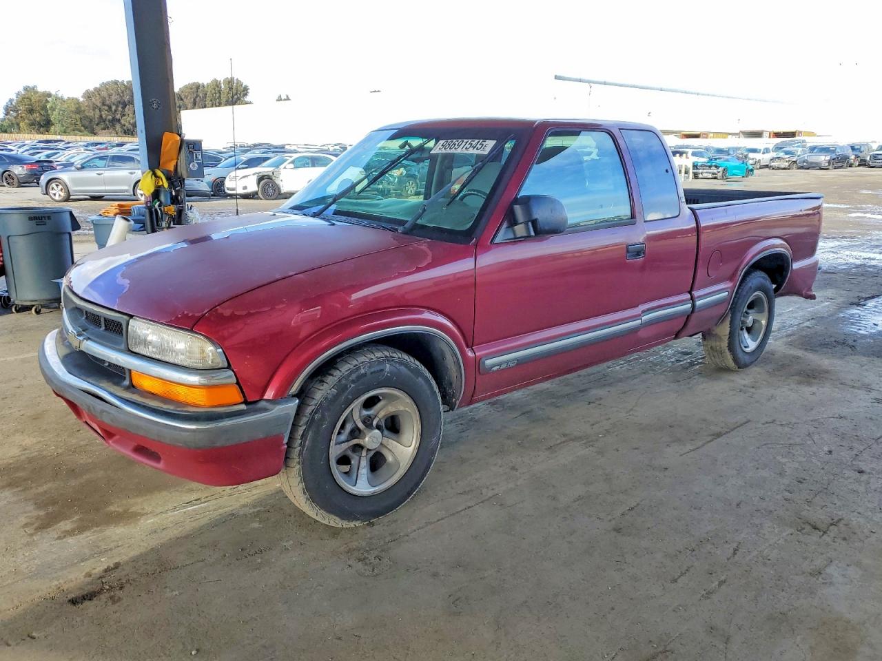 2000 CHEVROLET S TRUCK