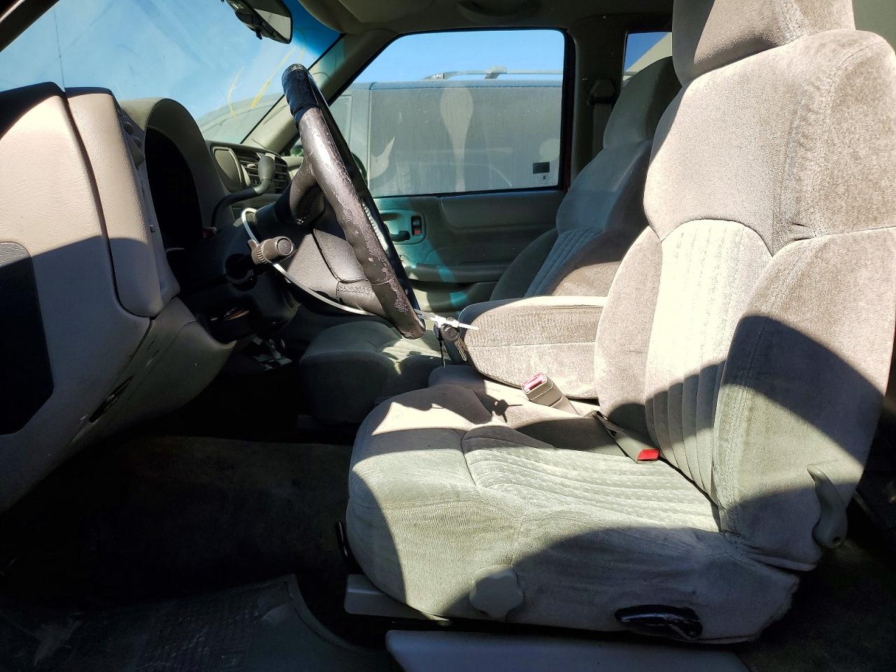 2000 CHEVROLET S TRUCK S10 photo 7