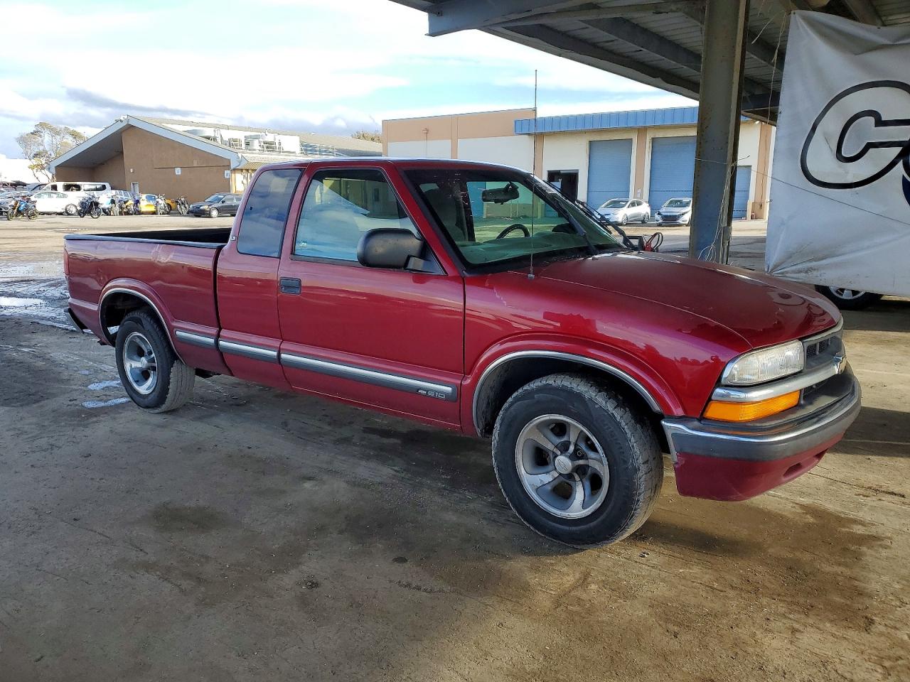 2000 CHEVROLET S TRUCK S10 photo 4
