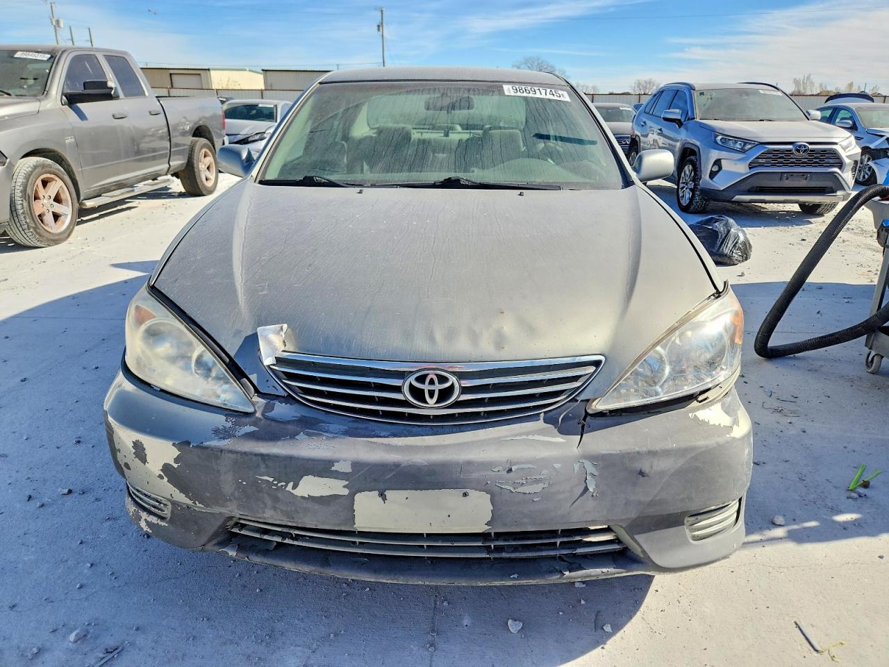 2005 TOYOTA CAMRY LE photo 5