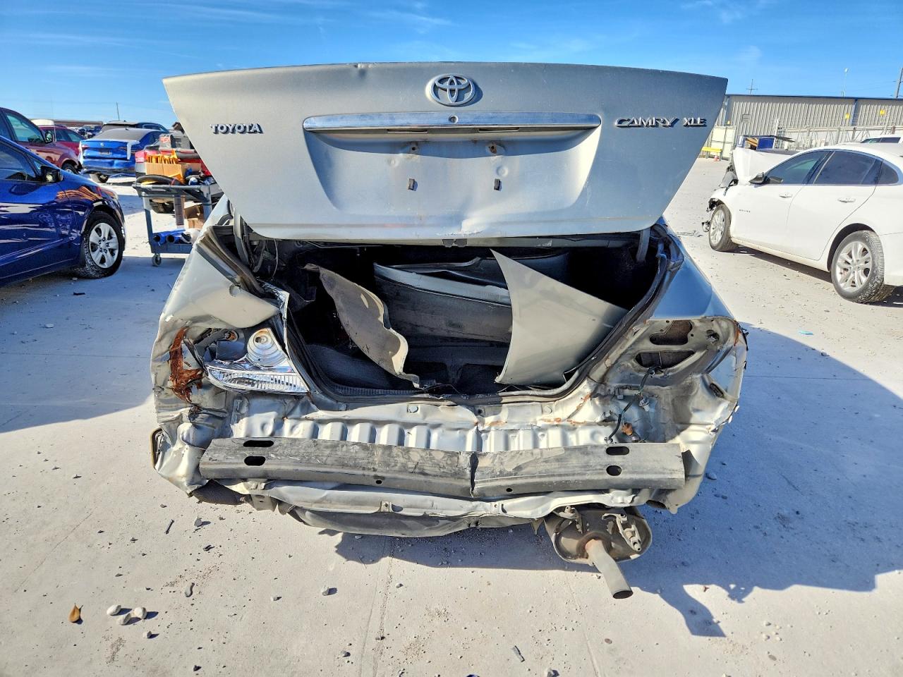 2005 TOYOTA CAMRY LE photo 6