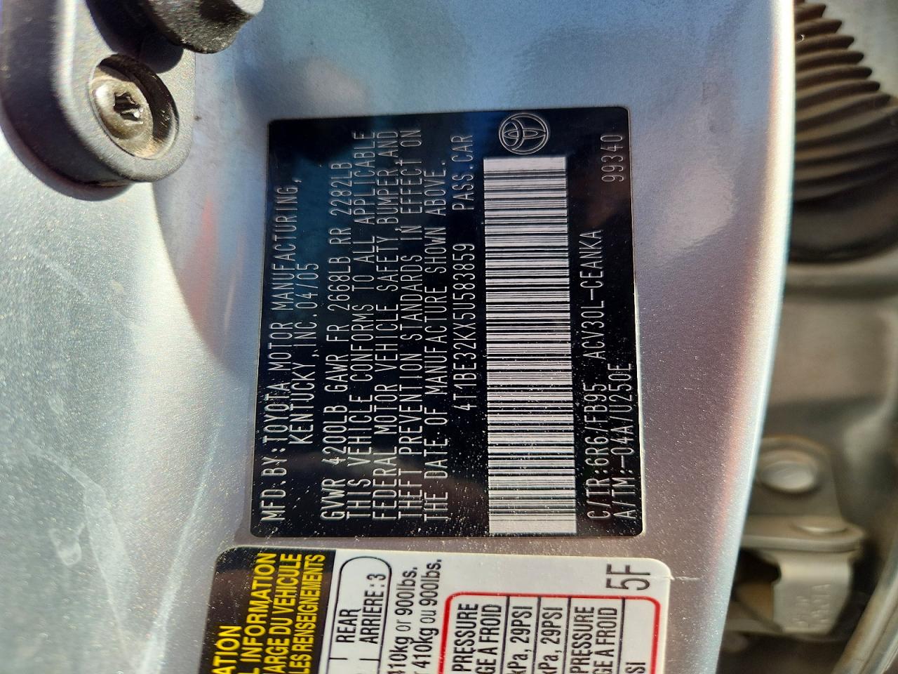 2005 TOYOTA CAMRY LE photo 13