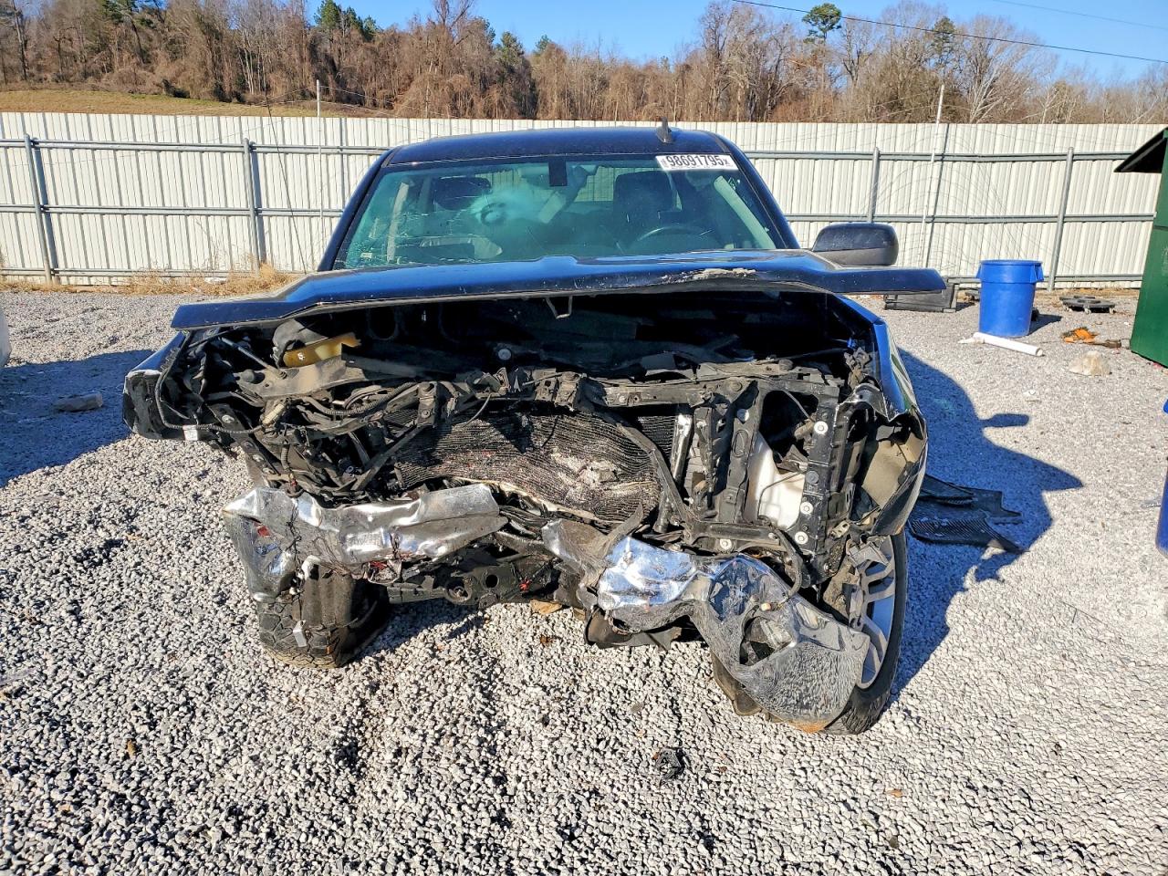 2018 CHEVROLET SILVERADO C1500 LT photo 5