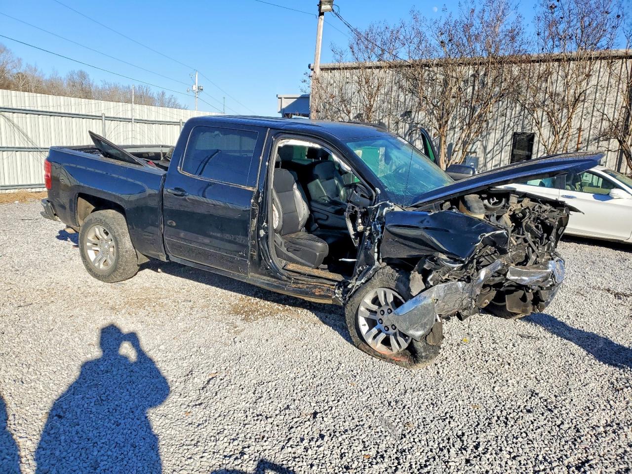 2018 CHEVROLET SILVERADO C1500 LT photo 4
