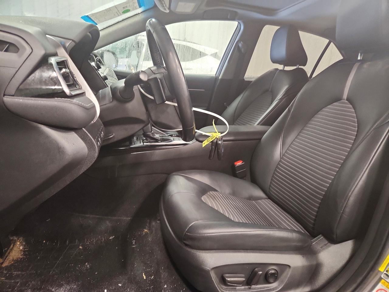 2018 TOYOTA CAMRY HYBRID photo 7