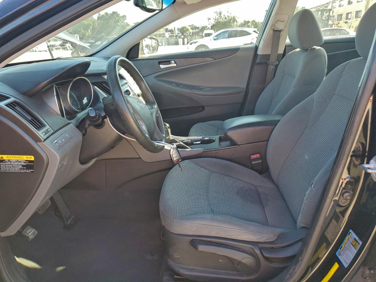 2012 HYUNDAI SONATA GLS photo 7