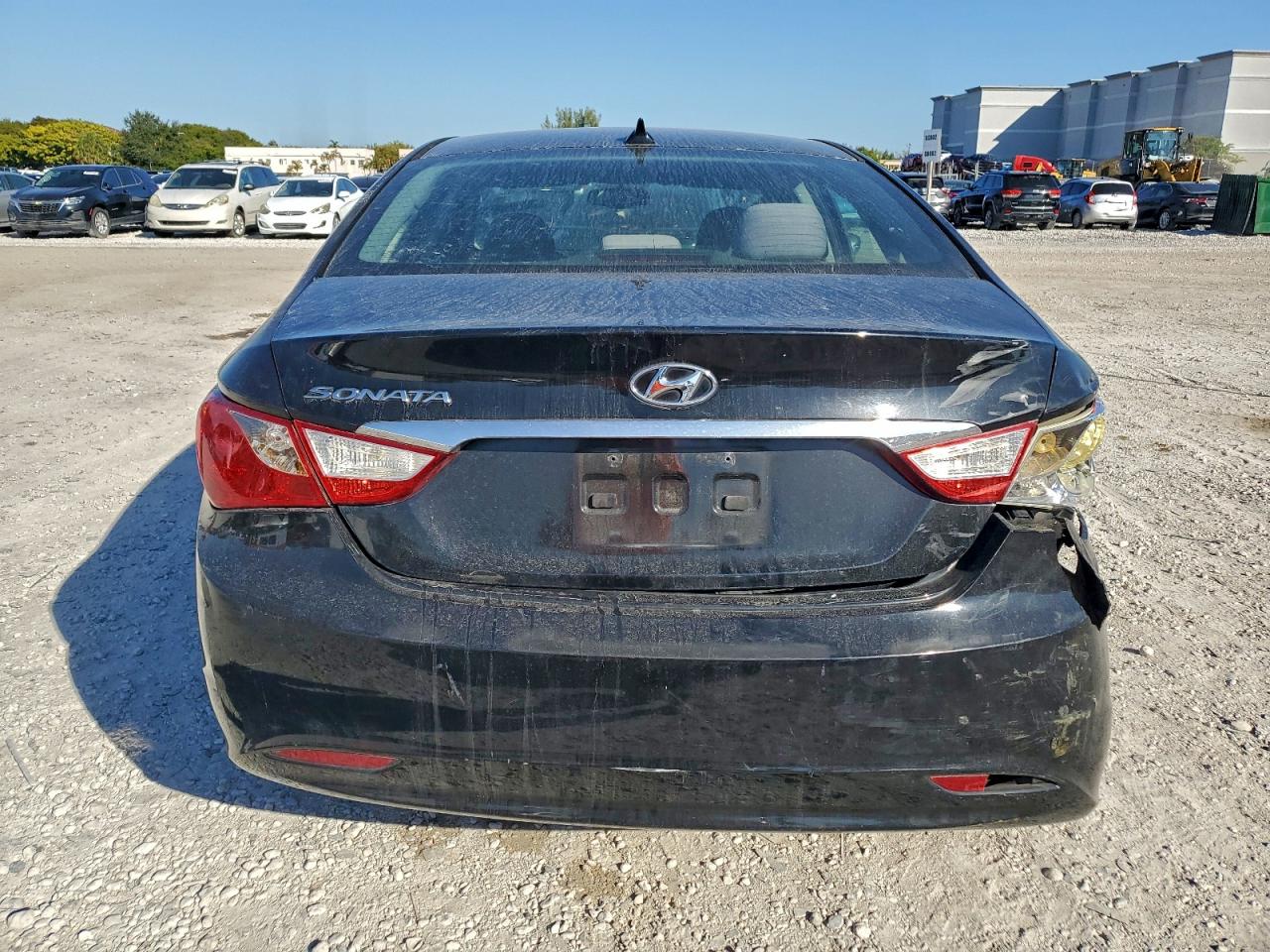 2012 HYUNDAI SONATA GLS photo 6