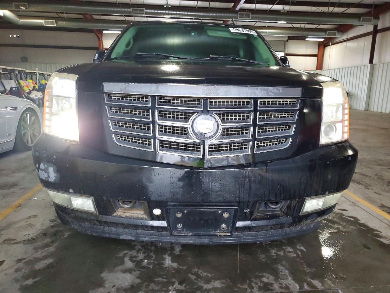 2008 CADILLAC ESCALADE LUXURY photo 5