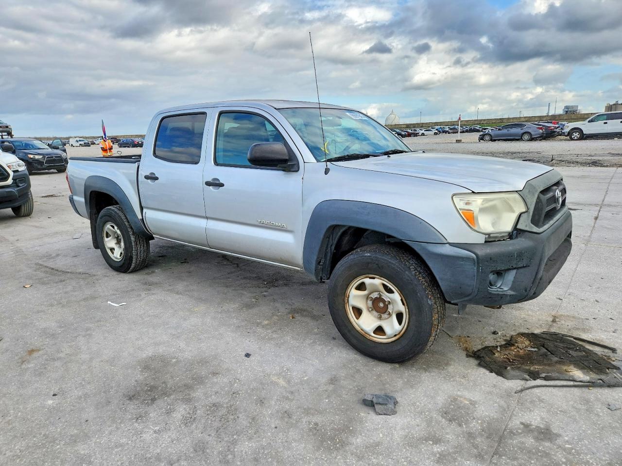 2013 TOYOTA TACOMA DOUBLE CAB PRERUNNER photo 4