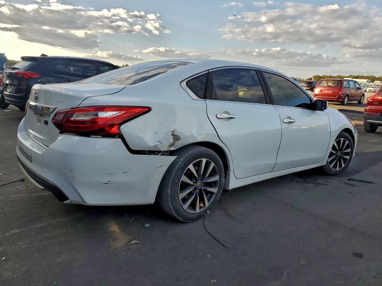 2018 NISSAN ALTIMA 2.5 photo 3