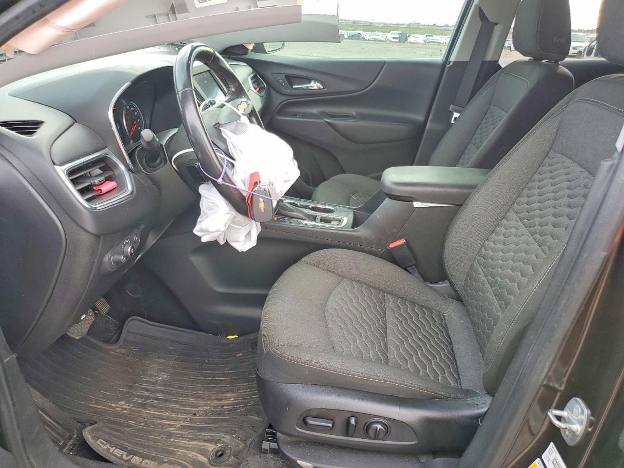2020 CHEVROLET EQUINOX LT photo 7
